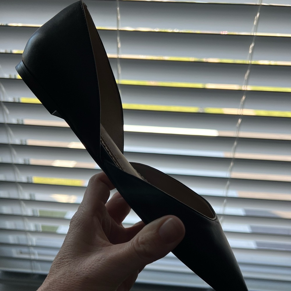 Sam Adams flats. Black. Size 8